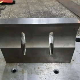 Design and manufacture of ultrasonic horn
