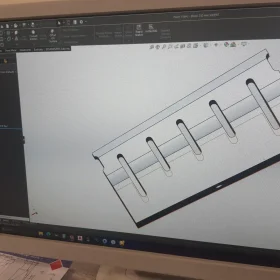 Design and manufacture of ultrasonic horn